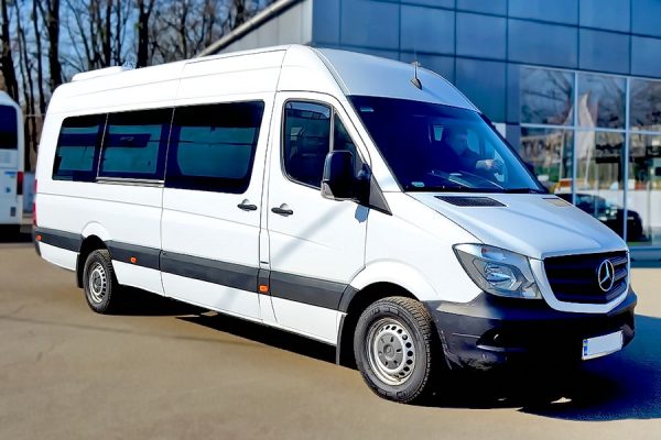 Пассажирские перевозки микроавтобусом Mercedes-Benz Sprinter